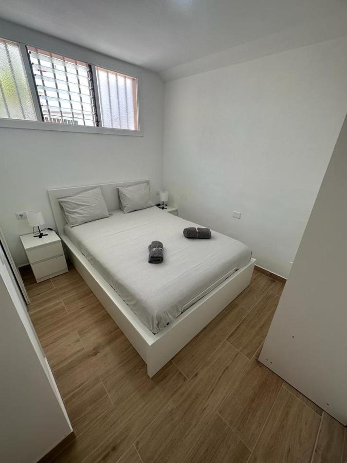 Antonio Apartment 洛斯克里斯蒂亚诺斯 外观 照片